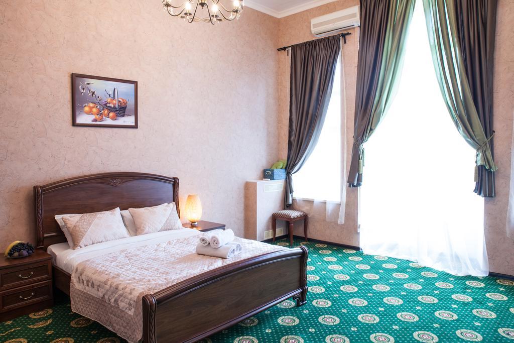 Hotel Seven Hills Lubyanka Moskau Zimmer foto